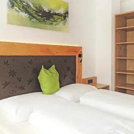 Schoene Apartment *